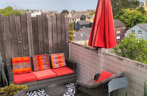 Saint-Briac-sur-Mer House | Spacious renovated house, walking distance to beaches and port, garden, village 100m, 7 pers.