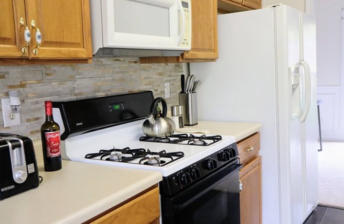 Lilburn House | Spacious, Relaxed 5 Bedroom Getaway