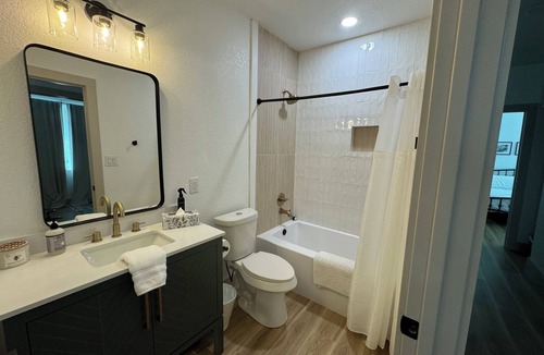 Schertz House | Spacious Remodeled Home on Large Lot – Modern Amenities & More