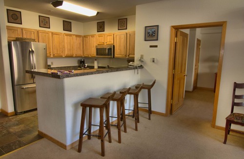 Mountain House Condo | Spacious Remodeled Unit+Loft, Central Location, Great for Large Families, Groups