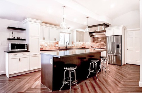 Eugenia House | Spacious Retreat: 7 BR/5 BA Near Beach & Trails