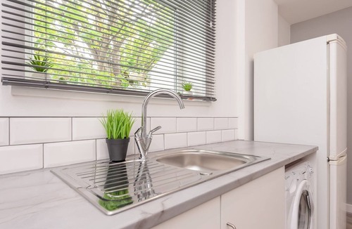 Chapeltown House | Spacious Retreat near city centre - Pass the Keys