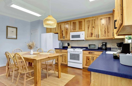 New Braunfels House | Spacious Retreat & Game Room | Sleeps 8