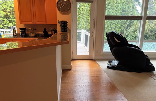 North Creek House | Spacious Retreat w/AC, Theater w/video description here, Gym, and Ping-Pong Room