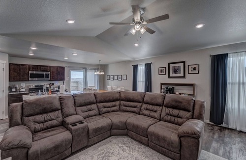 Rapid City House | Spacious Retreat with Black Hills Views