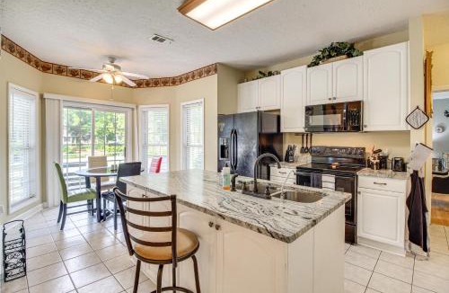 Richmond Hill House | Spacious Richmond Hill Hideaway with Deck!