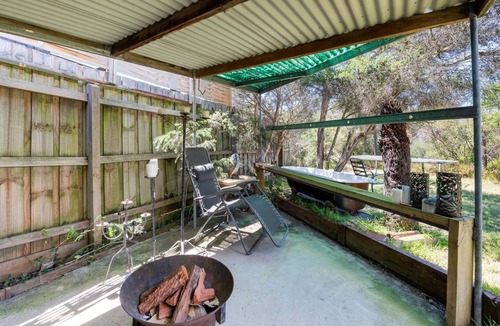 Seaford House | Spacious riverfront beach house getaway