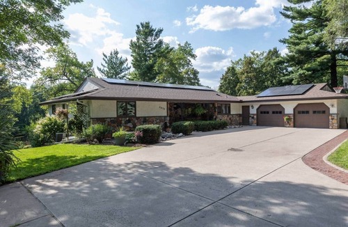 Fridley House | Spacious Riverview Home | Gather, Relax & Soak