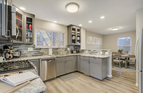 Rockrimmon House | Spacious Rockrimmon Getaway - Sleeps 14 - GameRoom