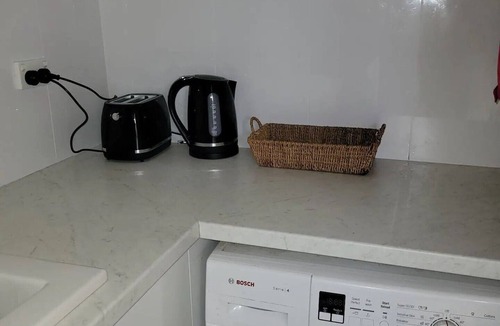 Grange Apartment | Spacious Room