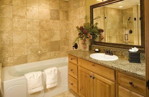 Park City Hotel | Spacious Room | Great Park City Location