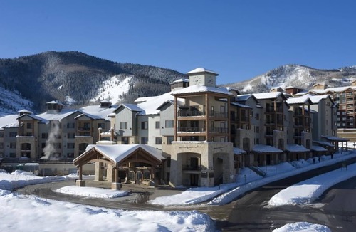 Park City Hotel | Spacious Room | Great Park City Location