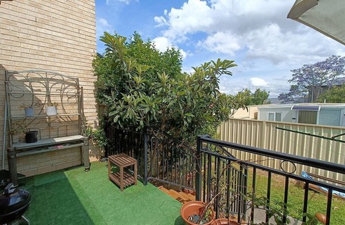 Guildford House | Spacious Room in spacious house | Air conditioning (Shared accomodation)