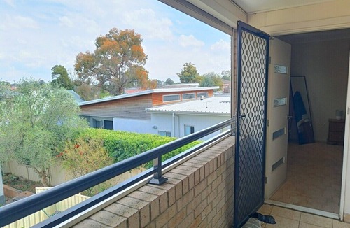 Merrylands House | Spacious Room with Balconyn