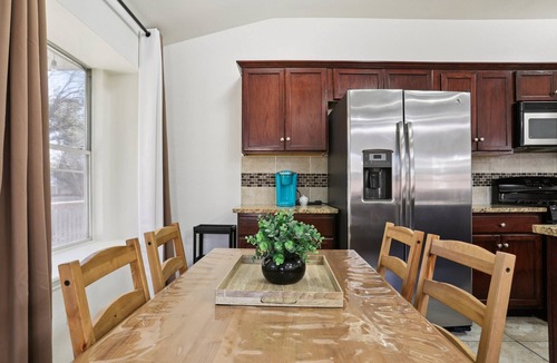 Preserve At Stone Oak House | Spacious Round Rock Retreat with King Suite, Separate Office, Patio, BBQ & Garage