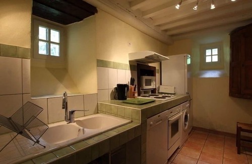 Mazeyrat-Aurouze Cottage | Spacious Rural Getaway with Terrace, 4 Bedrooms & Accessibility in Scenic Mazerat-Aurouze