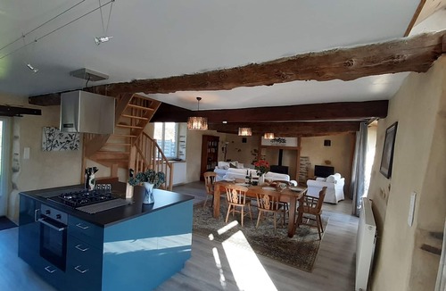 Ruffiac House | Spacious rural gite near Malestroit, Brittany - sleeps 6