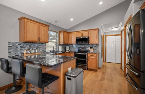 Spokane House | Spacious Rustic House