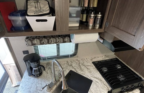 Pacific House | Spacious RV w/large shower & Queen bed