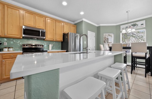 Arboretum House | Spacious SA Home Airport, Stone Oak, & Downtown