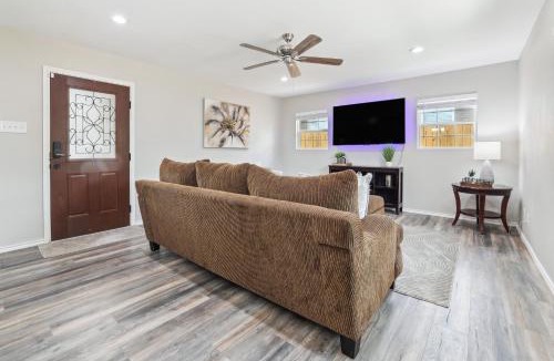 Shearer Hills - Ridgeview House | Spacious San Antonio Retreat w/Private Patio!