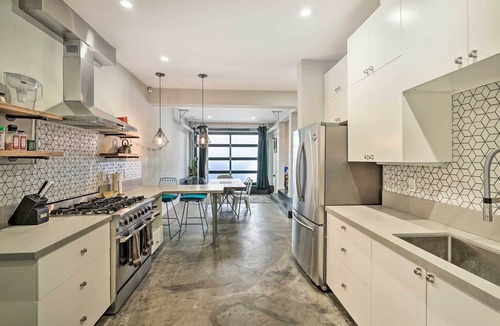 South of Market Apartment | Spacious San Francisco Apt: Balcony w/ Grill!