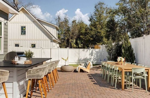 Thunderbolt Condo | Spacious Savannah Home | Pool, Spa & Greens