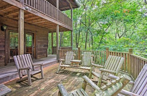 Maysville House | Spacious & Secluded Cabin: 25 Mi to Bentonville!