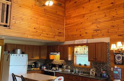 Cherry Creek Cabin | Spacious, secluded cabin