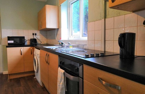 Leigh House | Spacious semi detached house