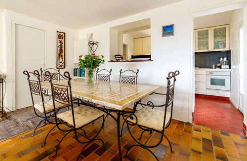 Les Restanques House | Spacious semidetached house with garden & terrace