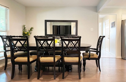 Northwest Dallas House | Spacious & Serene w/Hot Tub + Arcade + Ping-Pong + Fire Pit