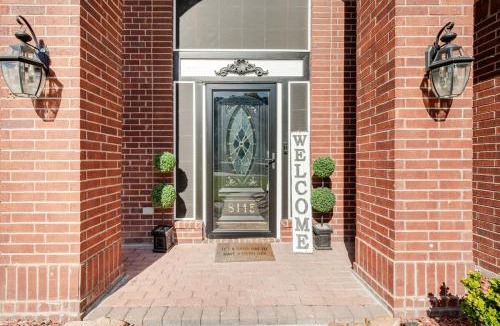 Baytown House | Spacious Serenity Retreat