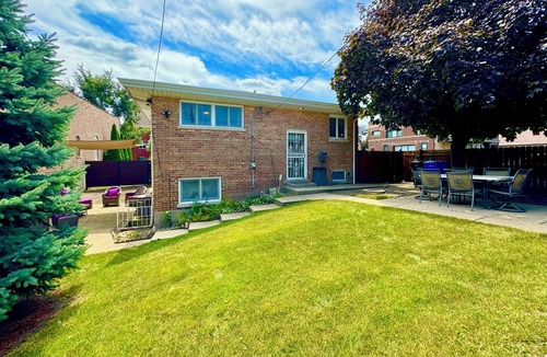Lower West Side House | Spacious Single Family House with Parking