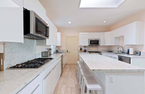 Poway House | Spacious Single Level Home In Poway