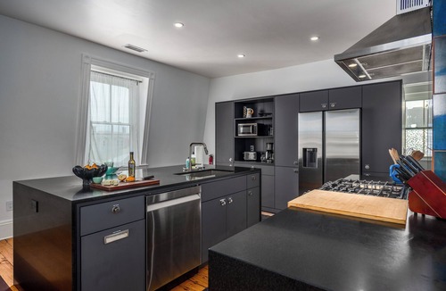 Federal Hill Apartment | Spacious, Sleek, and Luxurious two-bedroom in Historic Westside of Providence