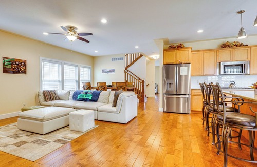 Northeast South Bend House | Spacious South Bend Home - Walk to Notre Dame!