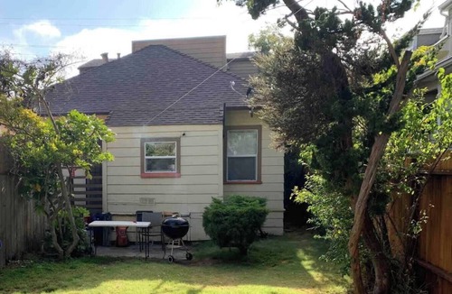 South Berkeley Apartment | Spacious South Berkeley Apartment w/Parking