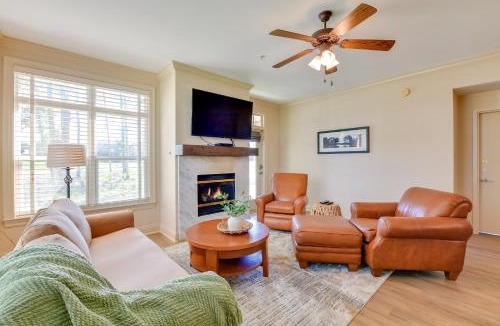 Springfield Villa | Spacious Springfield Home with Golf Course View!