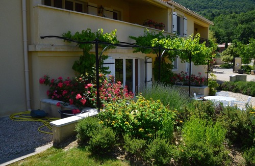 Montbrun-les-Bains Apartment | Spacious Studio (56m2) with all living functions