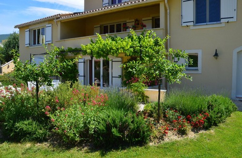 Montbrun-les-Bains Apartment | Spacious Studio (56m2) with all living functions