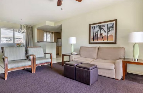 Poipu Hotel | Spacious Stay Near Old Koloa Town, Beach & Pool + Kitchen