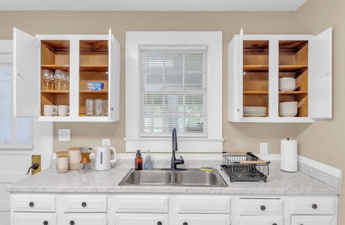 Judson House | Spacious Stay w 2 King Beds Minutes to Downtown