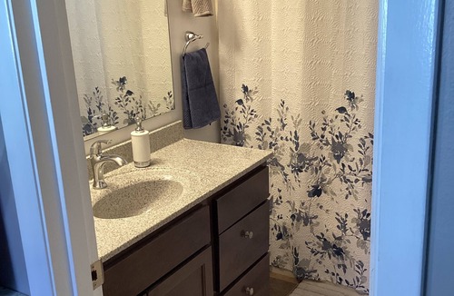 Escanaba Apartment | Spacious Studio Apartment in Escanaba
