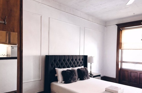 Washington Heights Apartment | Spacious Studio Apartment, Located 15-20 Mins From Downtown