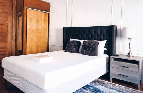 Washington Heights Apartment | Spacious Studio Apartment, Located 15-20 Mins From Downtown