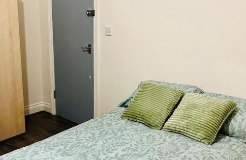 Belvedere House | Spacious Studio- Ark Living