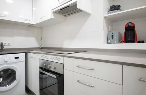 Old Town Apartment | Spacious studio in Tarragona city center with balcony