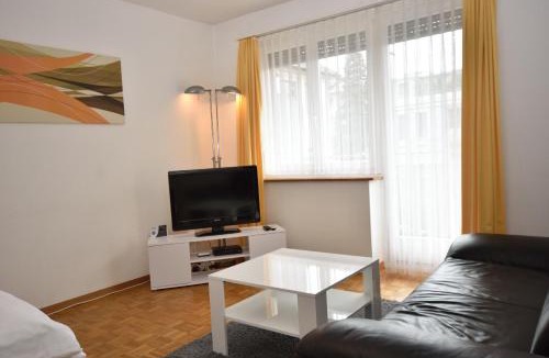 Muhlebach Apartment | Spacious studio near lake and opera - Mill 512