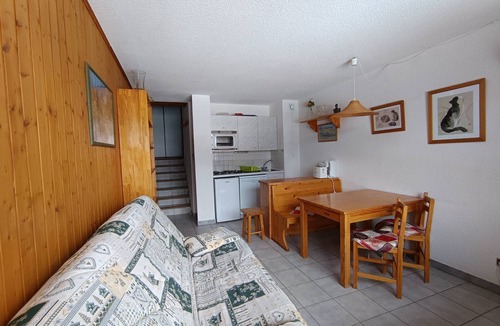 Montgenevre Apartment | Spacious studio ski-in/ski-out, bright and pets allowed